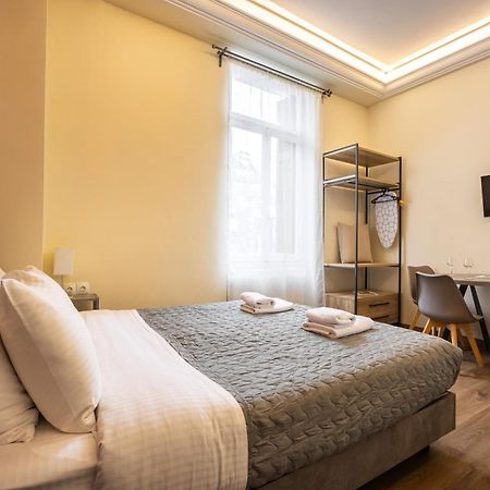 Karma Athens Aparthotel Exterior photo